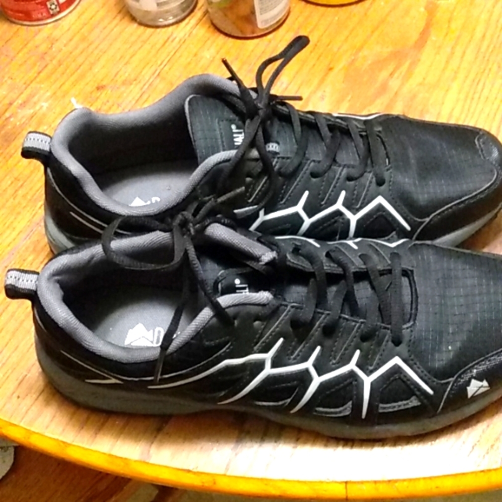 Mens Trail shoes black and silver worn a few times very comfy for long walks.